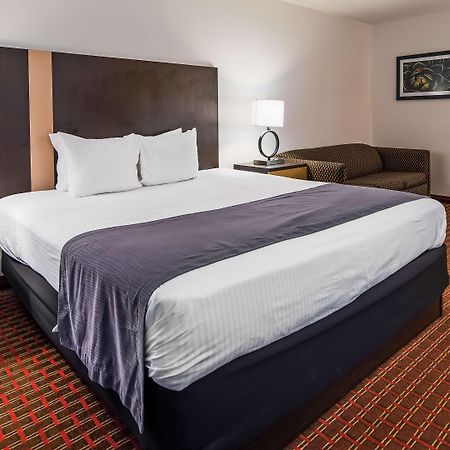 Best Western Inn And Suites Copperas Cove Bagian luar foto