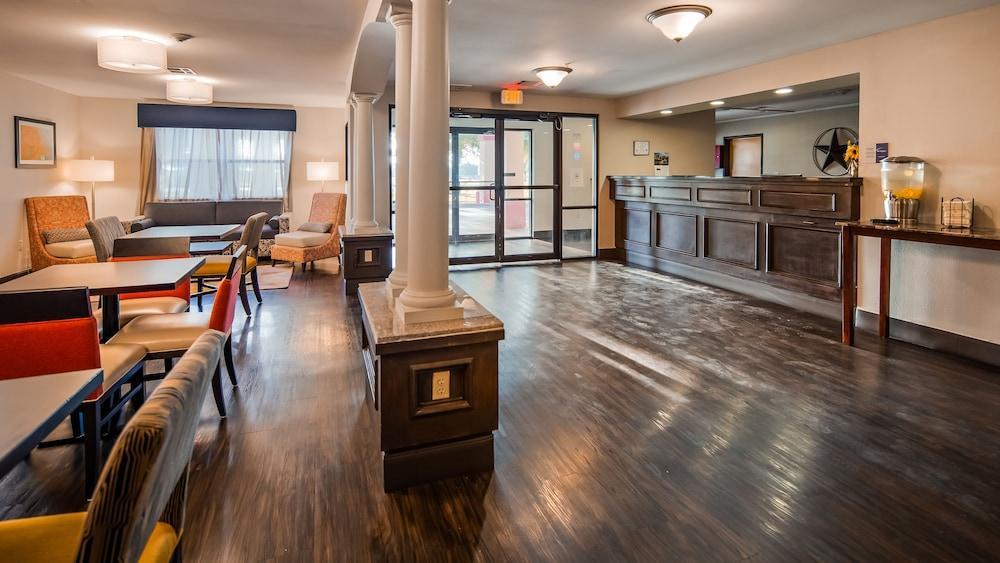 Best Western Inn And Suites Copperas Cove Bagian luar foto