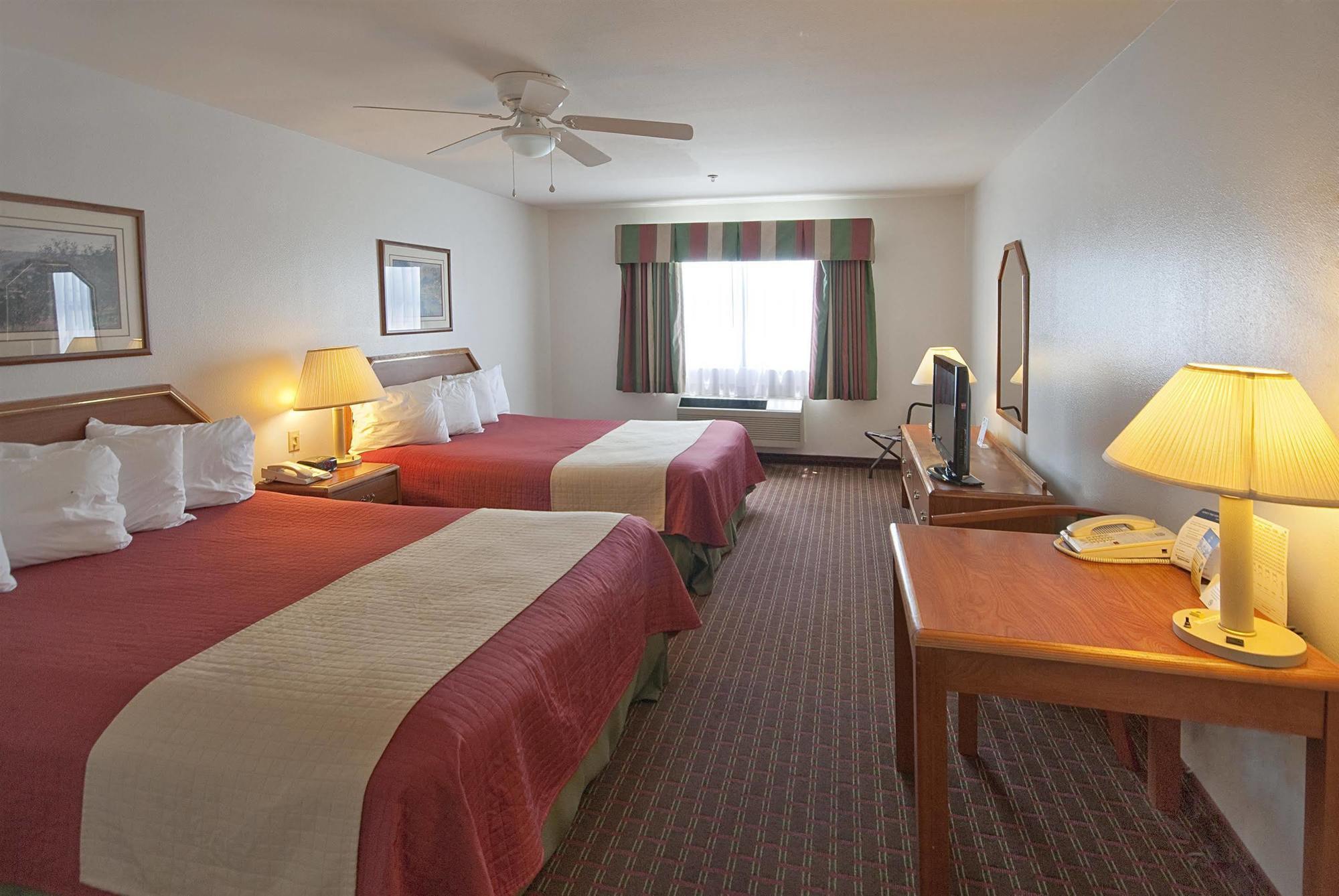 Best Western Inn And Suites Copperas Cove Bagian luar foto