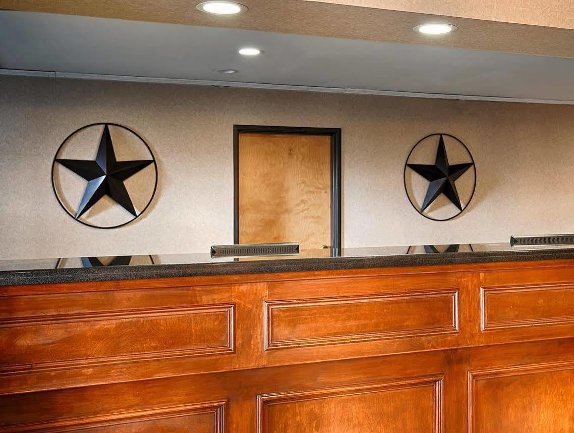 Best Western Inn And Suites Copperas Cove Bagian luar foto