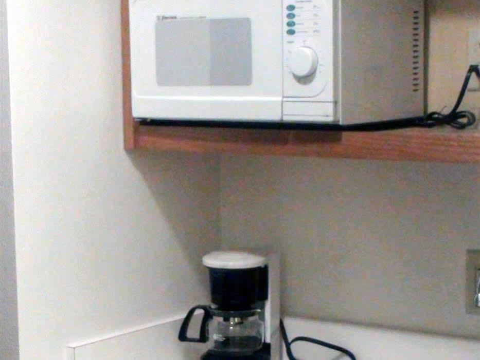 Best Western Inn And Suites Copperas Cove Bagian luar foto