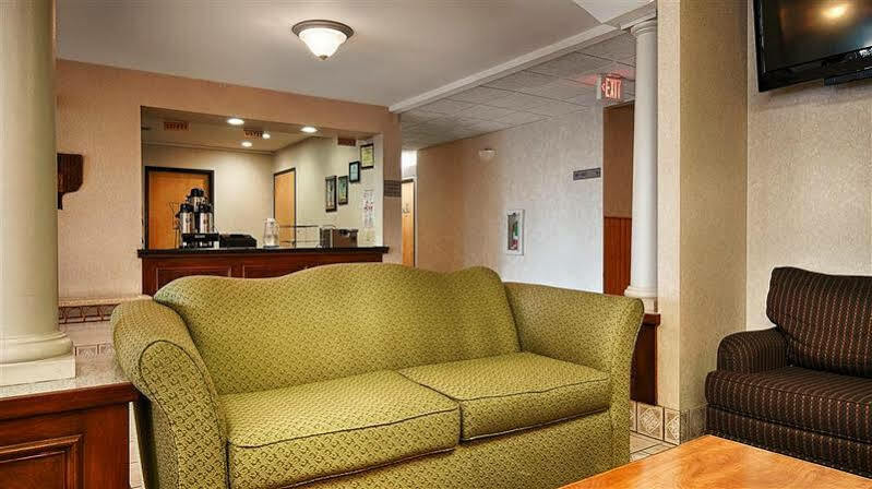 Best Western Inn And Suites Copperas Cove Bagian luar foto